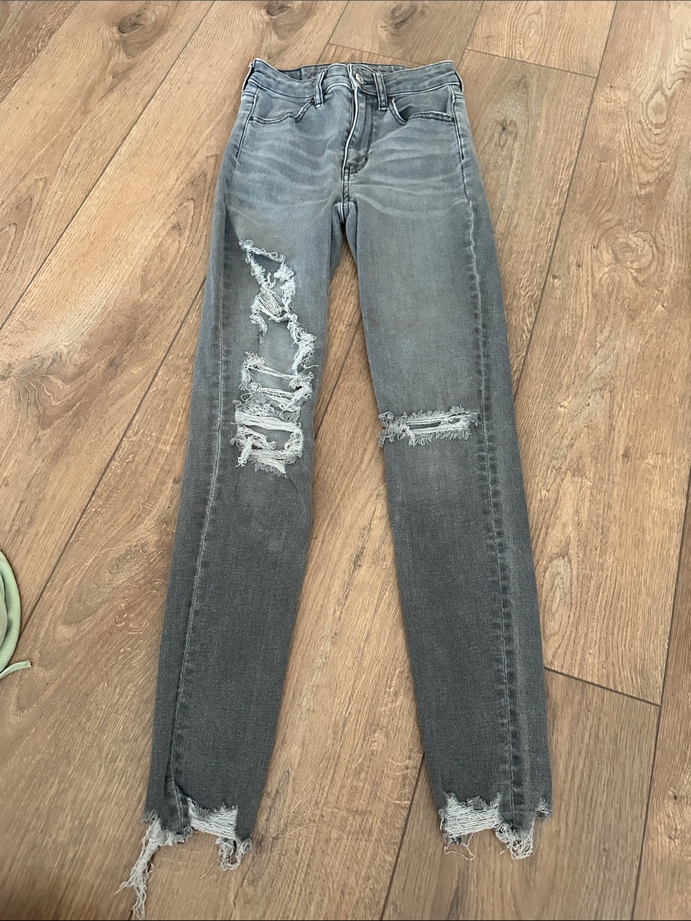 American Eagle Outfitters Gray Distressed High-Rise Skinny Jeans
